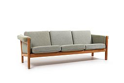 GE-40 /3 Sofa in solid Oak by Hans J. Wegner for Getama