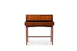 Fine Modern Danish Teak Vanity Table / Dresser / Desk 1950s
