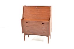 Early Secretary by Arne Wahl Iversen