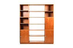 Finn Juhl Diplomat-Series Teak Wooden Bookcase / Shelfunit 1960s.