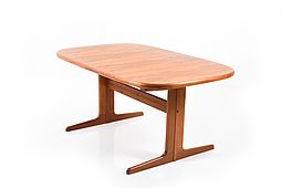 Danish quality Dining Table in solid Teak