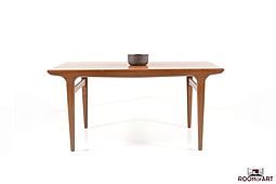 Early Dining Table in Teak by Johannes Andersen 