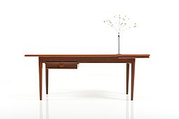 Mid Century dansih Sofa Table in Teak