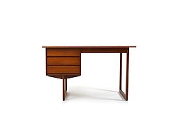 Mid Century Danish Freestanding-Desk in Teak