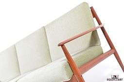 Model 118/3 in Teak by Grete Jalk