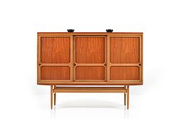 Mid Century danish Highboard in Teak & Oak