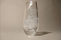 Vase by Vicke Lindstrand (1904-1983)
