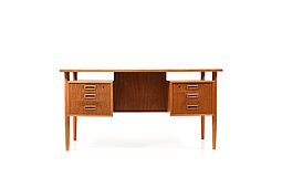 1960s Danish freestanding Desk in Teak and Oak