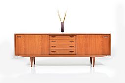High quality danish Sideboard in Teak