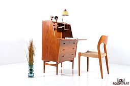 Early danish Writing Cabinet/Sekretary in Teak