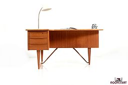 Peter Løvig Nielsen Desk in Teak