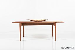 Coffee / Sofa Table by Hans J.Wegner