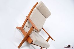 GE-290 / Lounge Chair in Teak by Hans J.Wegner